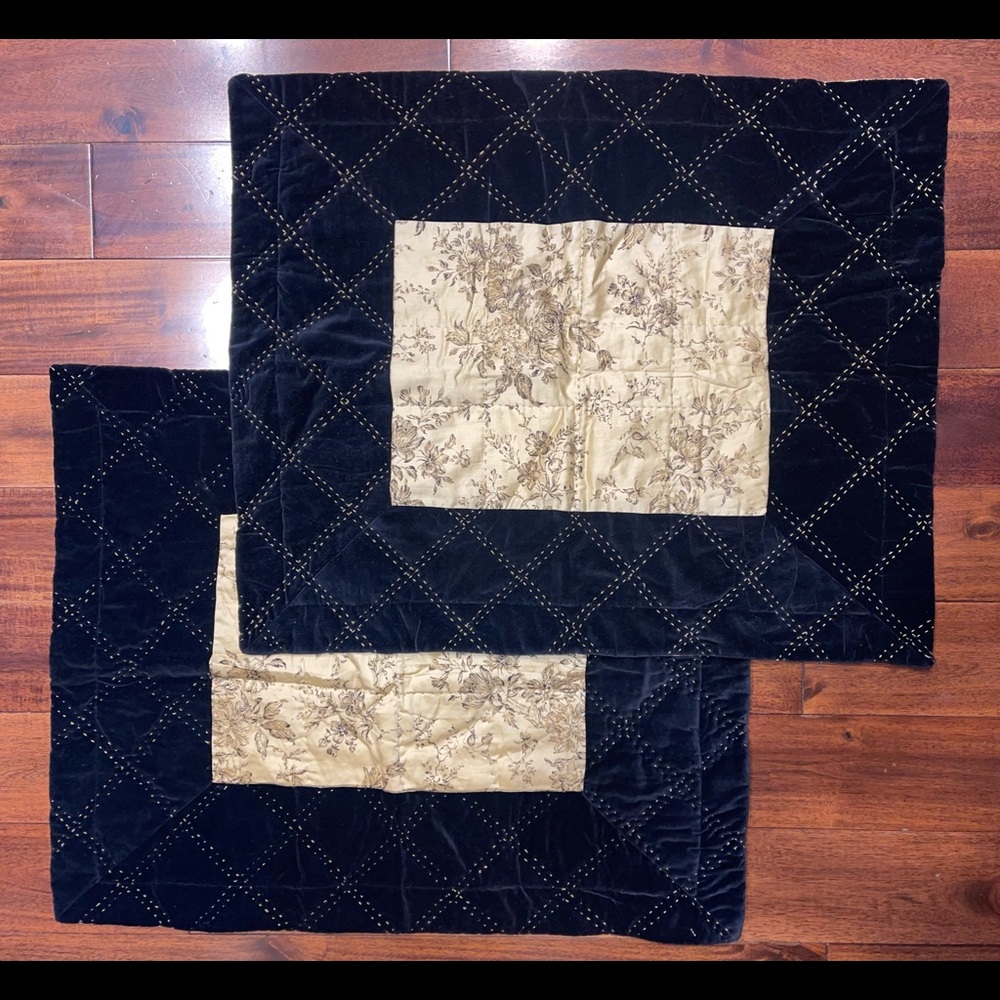 Peking Handicraft 100% Cotton Black, Gold Toile Velvet Border 2 Standard Shams